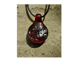 Glass Pendant with Loop – Pomegranate Image
